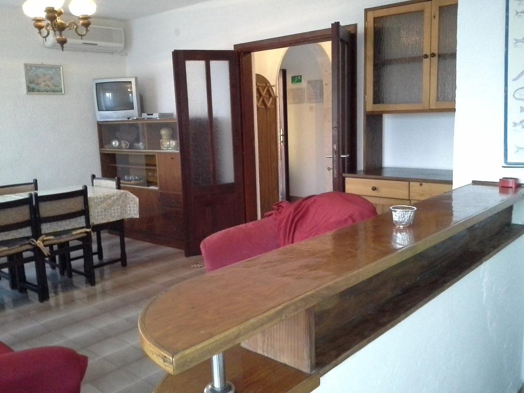 Berto Apartment Нерезине Екстериор снимка