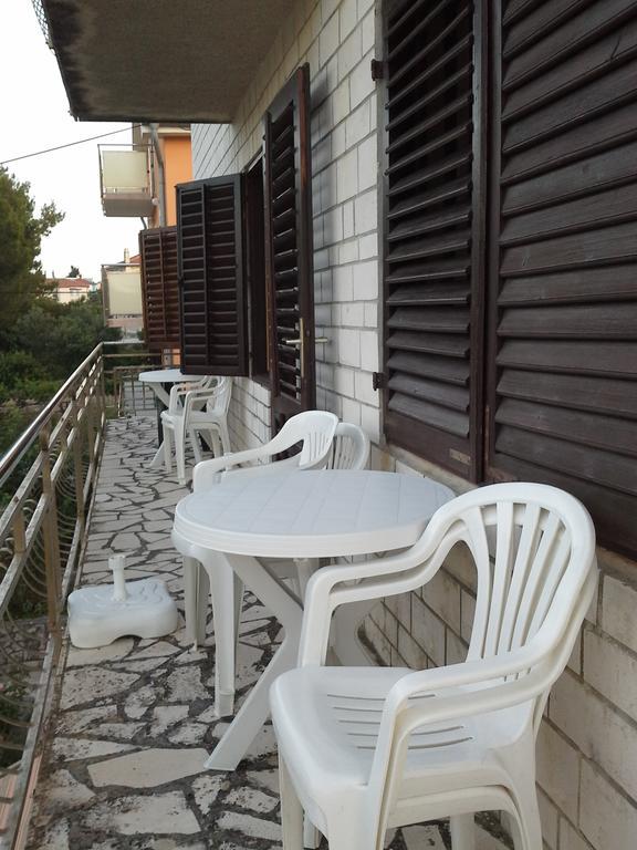 Berto Apartment Нерезине Екстериор снимка