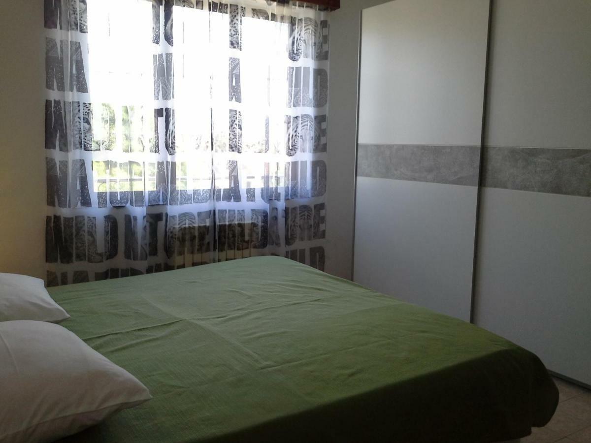 Berto Apartment Нерезине Екстериор снимка